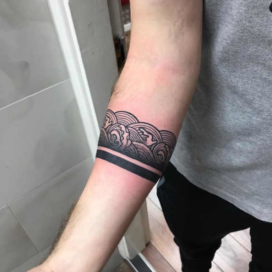 tatua-armband-znaczenie-symbolika-100-zdj